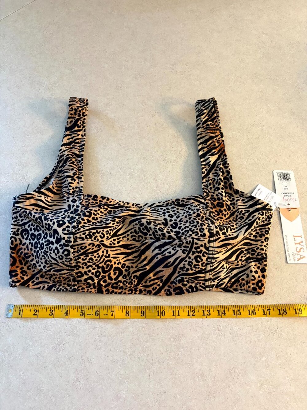 LYSA women's Plus size Leopard Bikini top Size 1X NWT UPF 50+